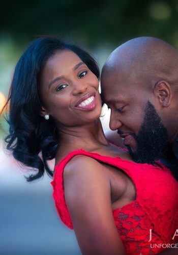 engagement pictures at Atlanta's Centennial Olympic Park